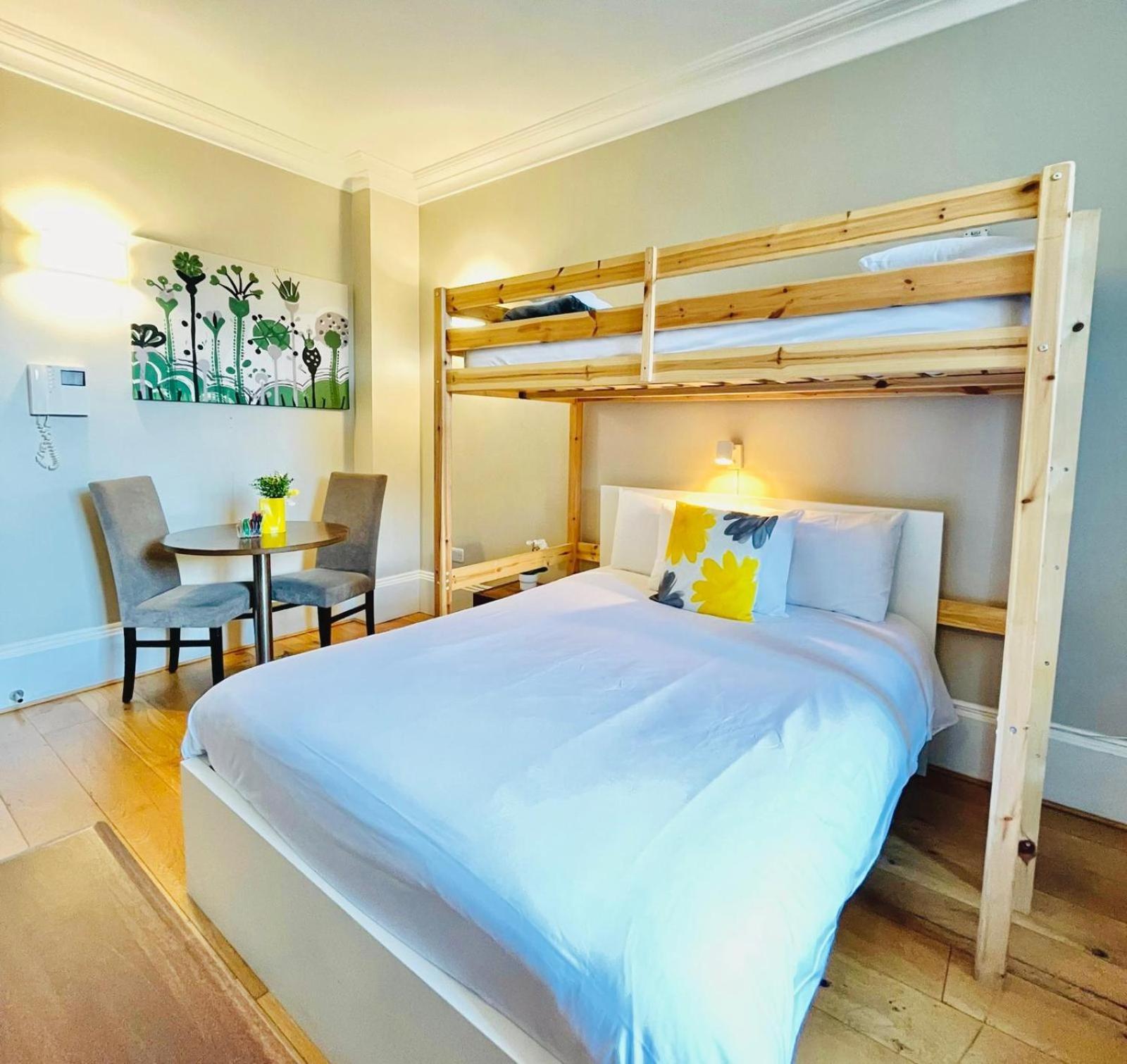 Queen Victoria Apartments London Bagian luar foto